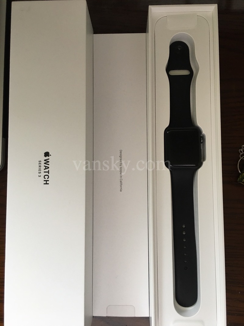 180829120150_Apple Watch 3.jpg